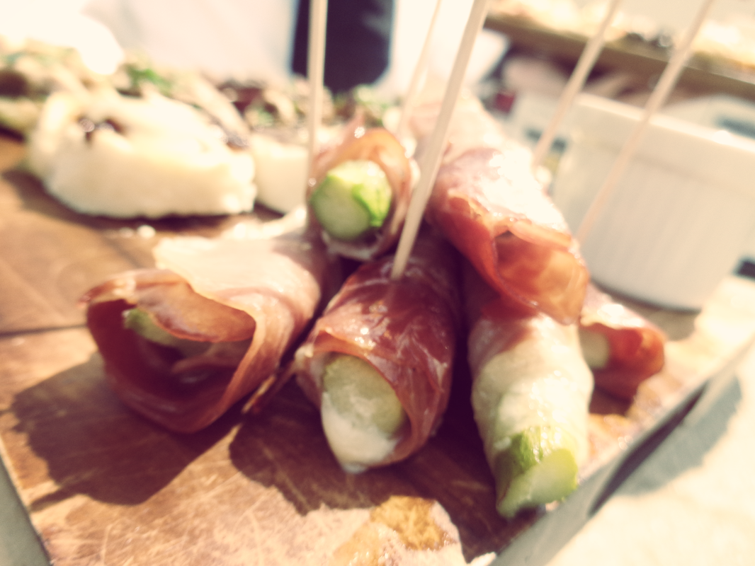 Canapes by Hampshire Caterers